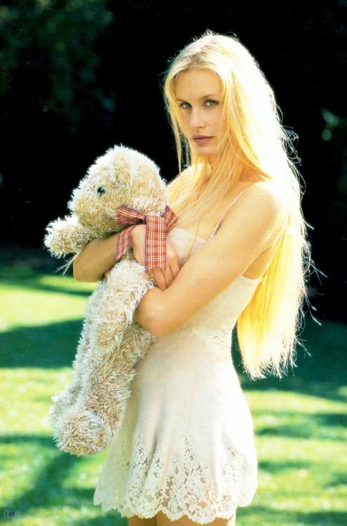 35 Hottest Daryl Hannah Pictures That will make you go Wow | Best Of Comic Books