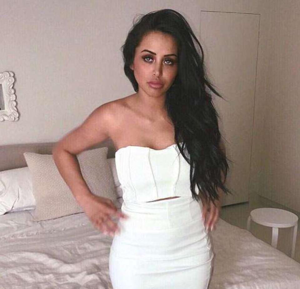 35 Hottest Marnie Simpson Pictures That Are Out Of This World | Best Of Comic Books