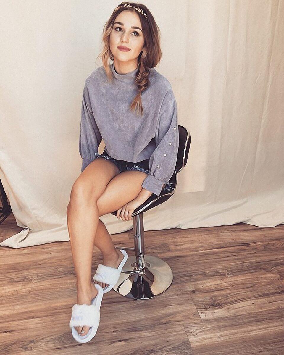 35 Sexy Sadie Robertson Feet Pictures Will Make You Drool For Her | Best Of Comic Books