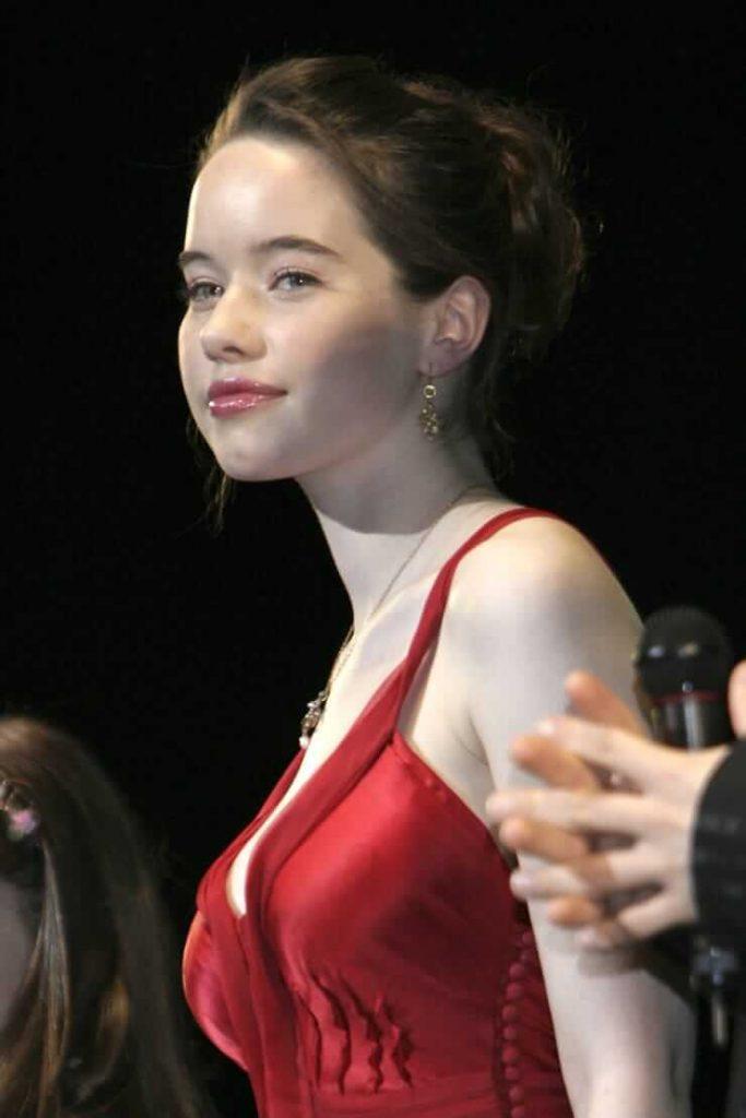 38 Anna Popplewell Nude Pictures That Will Make You Begin To Look All