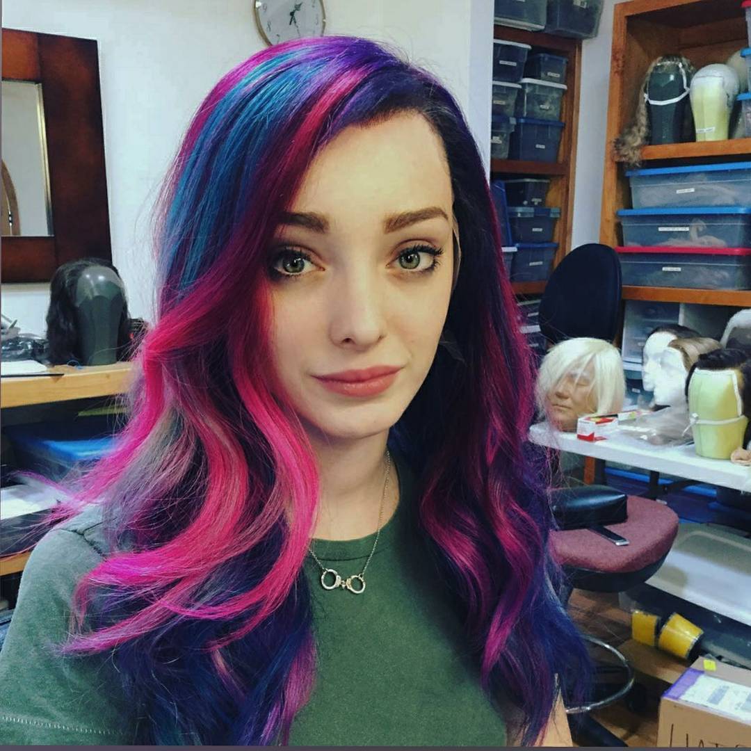 38 Hot Pictures Of Emma Dumont – Polaris (Magneto’s Daughter) In “The Gifted” X-Men TV Show | Best Of Comic Books