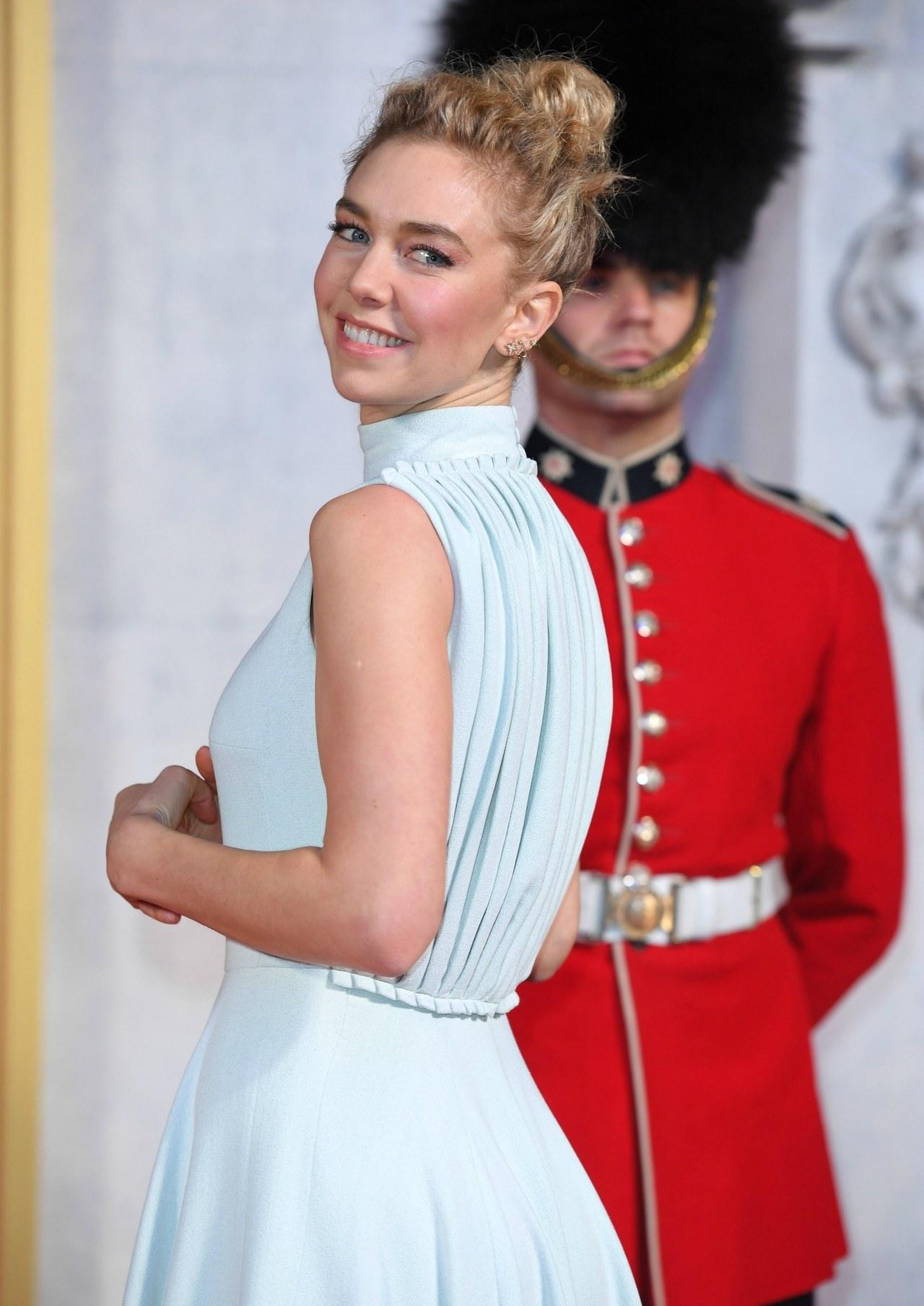 38 Hot Pictures Of Vanessa Kirby – Princess Margaret Actress In Crown TV Series | Best Of Comic Books