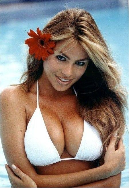 38 Hottest Sofia Vergara Bikini Pictures Will Her Gorgeous Booty | Best Of Comic Books