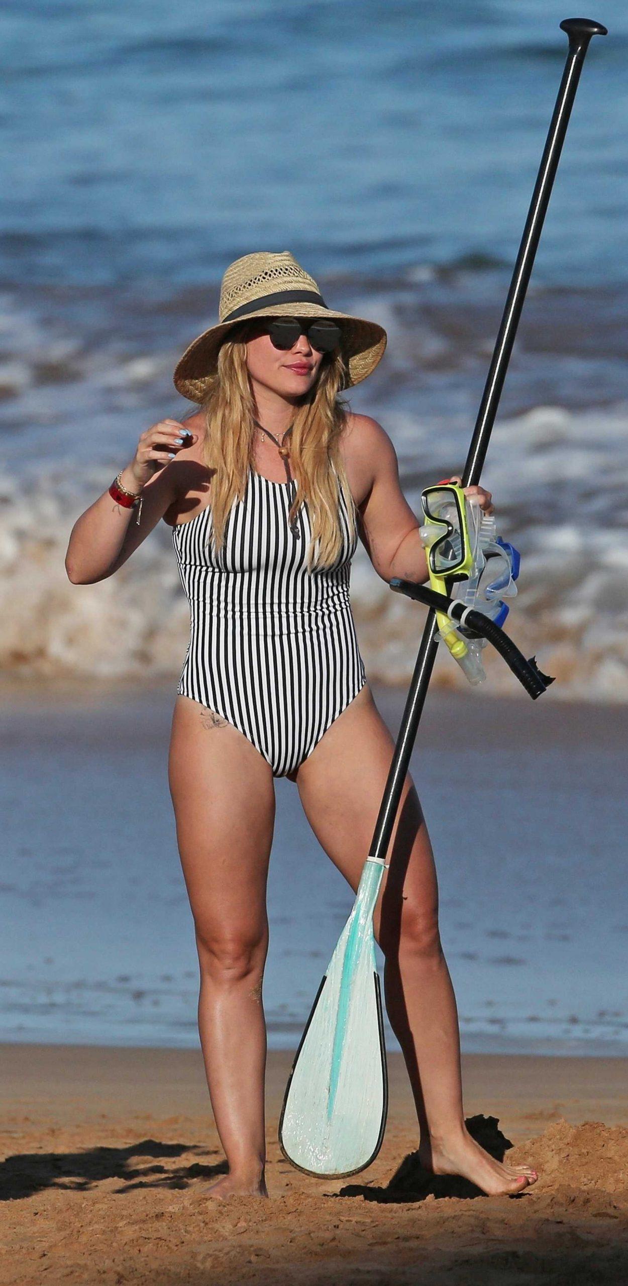 38 Nude Pictures Of Hilary Duff Are An Appeal For Her Fans | Best Of Comic Books