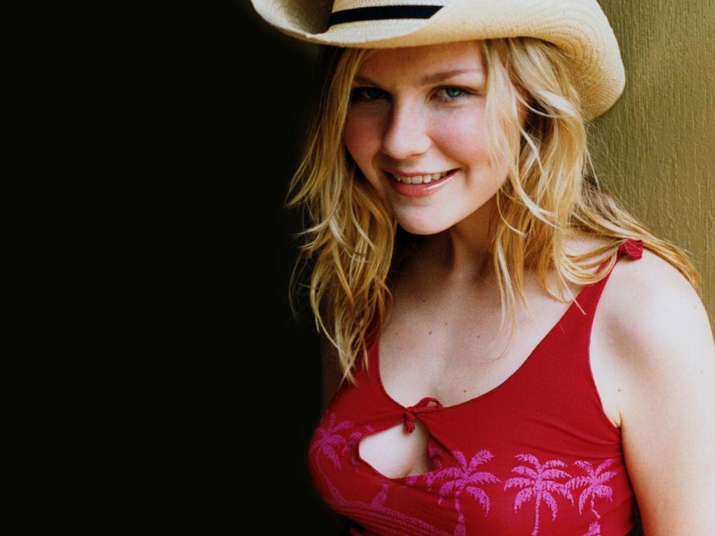 39 Hottest Kirsten Dunst Bikini Pictures – The First Spiderman Actress – Mary Jane | Best Of Comic Books