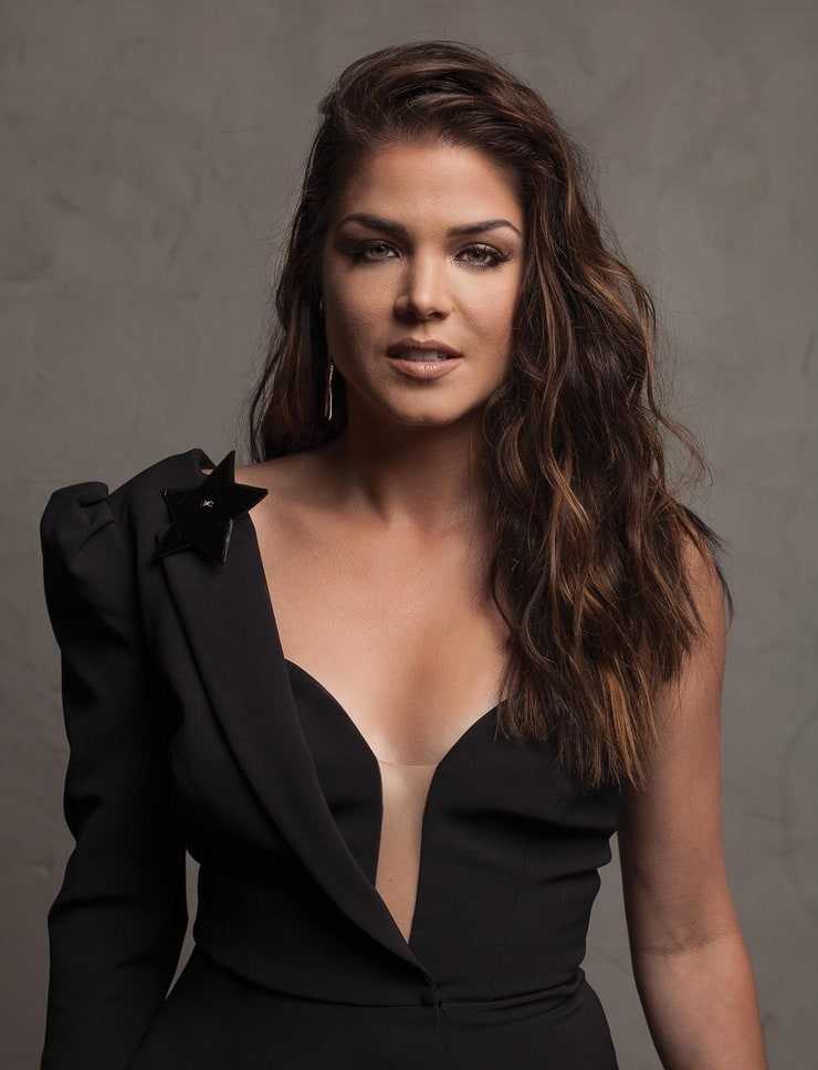 39 Nude Pictures Of Marie Avgeropoulos That Will Make Your Heart Pound For Her | Best Of Comic Books