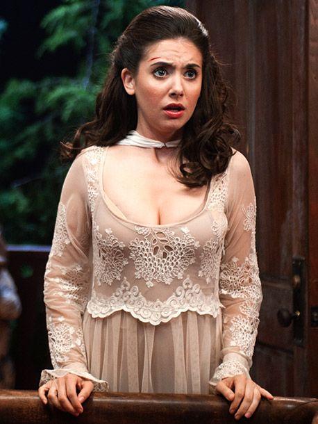 40 Nude Pictures Of Alison Brie Are Genuinely Spellbinding And Awesome | Best Of Comic Books