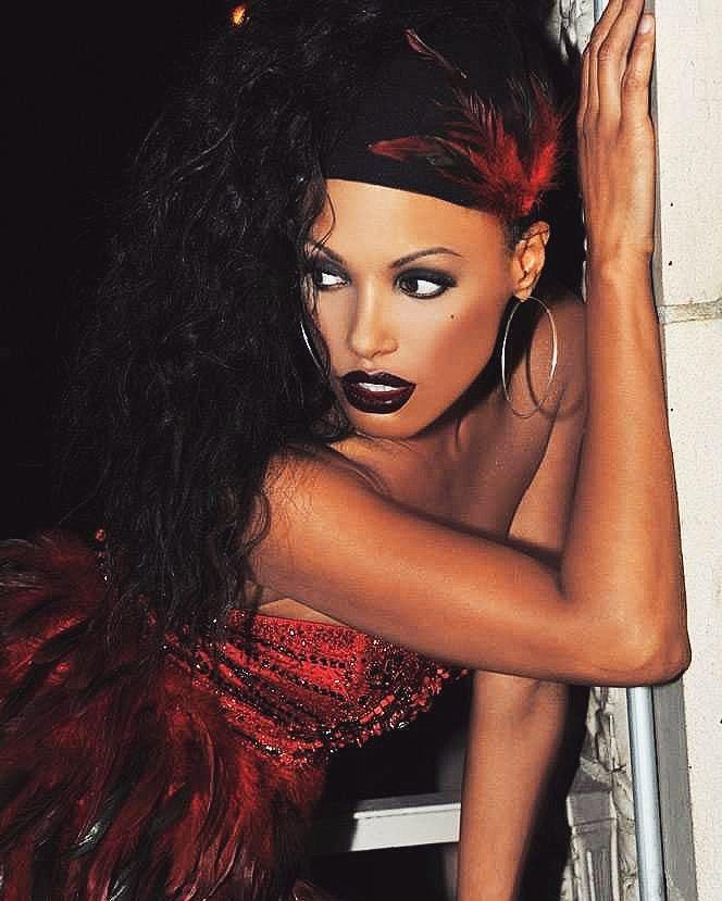42 Hot And Sexy Pictures Of K. D. Aubert Will Get You Craving For Her | Best Of Comic Books