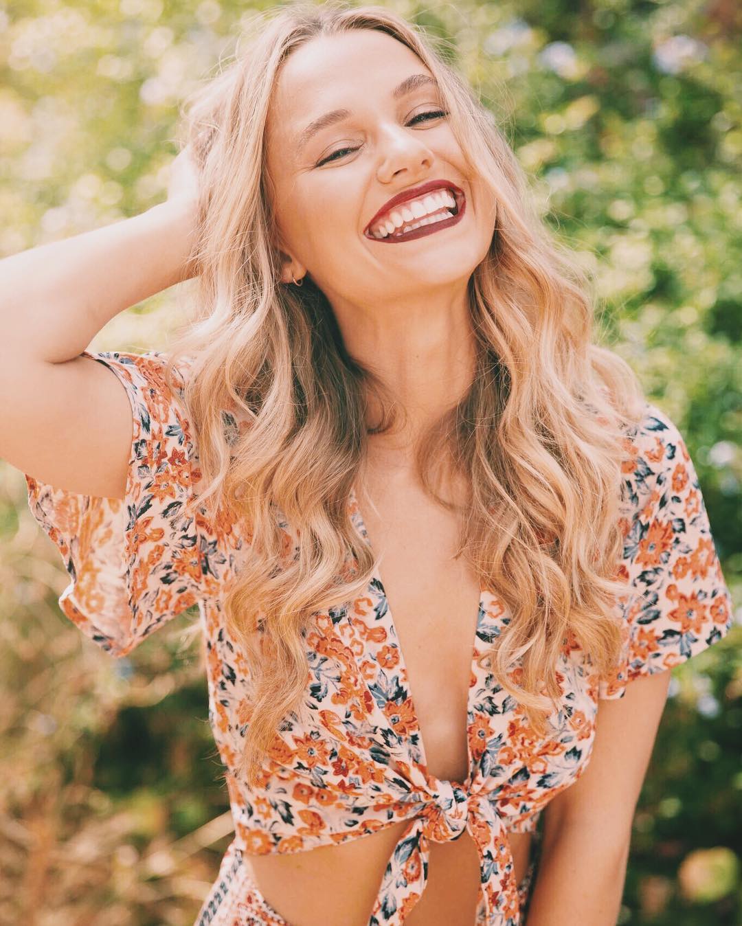 44 Hot And Sexy Pictures Of Madison Iseman Will Get You Hot Under Your Collars | Best Of Comic Books
