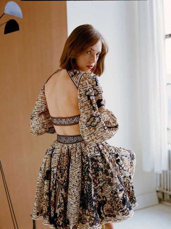 44 Nude Pictures Of Maya Hawke That Are Basically Flawless | Best Of Comic Books