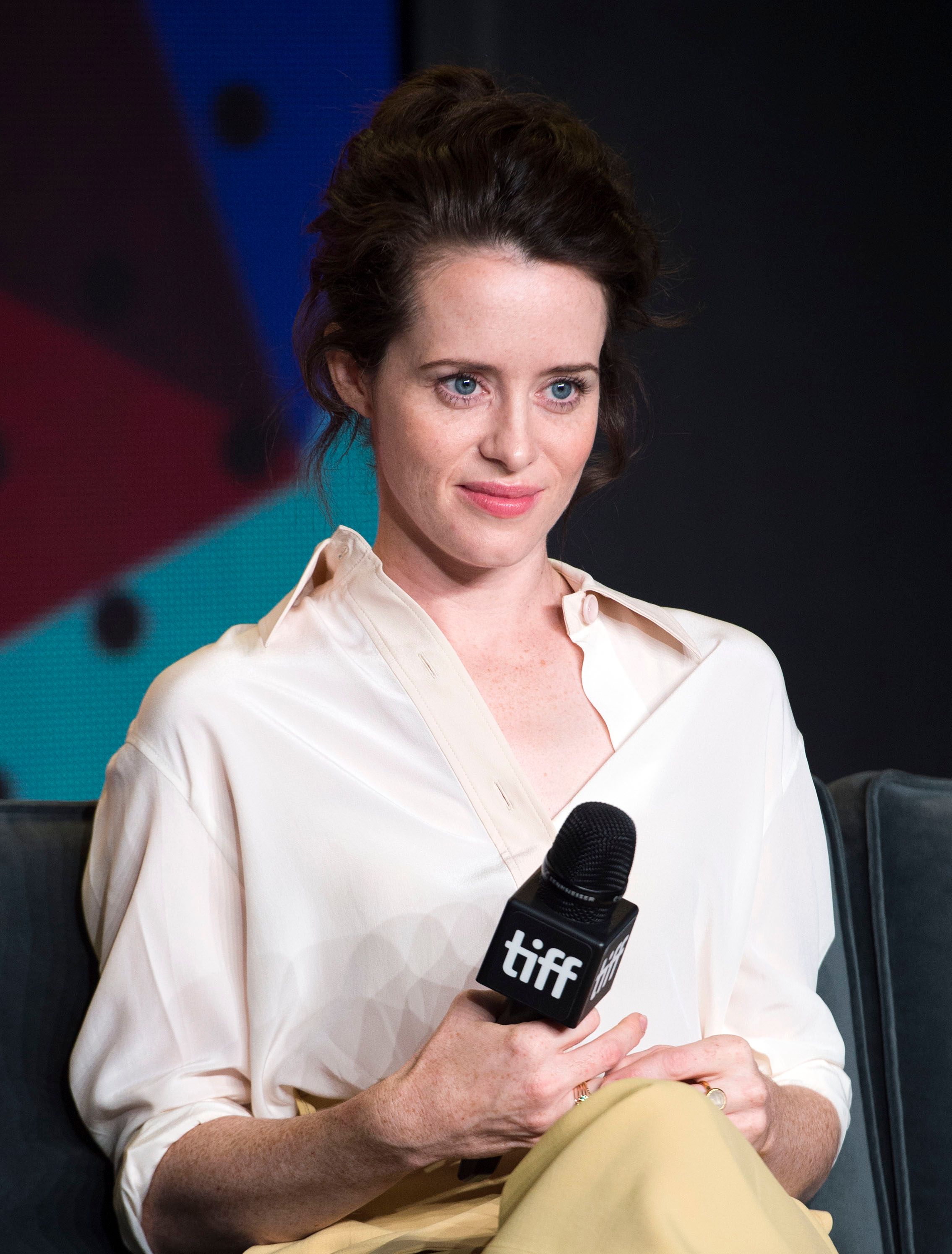 45 Hottest Claire Foy Bikini And Lingerie Pictures Expose Her Sexy Curvy Body | Best Of Comic Books