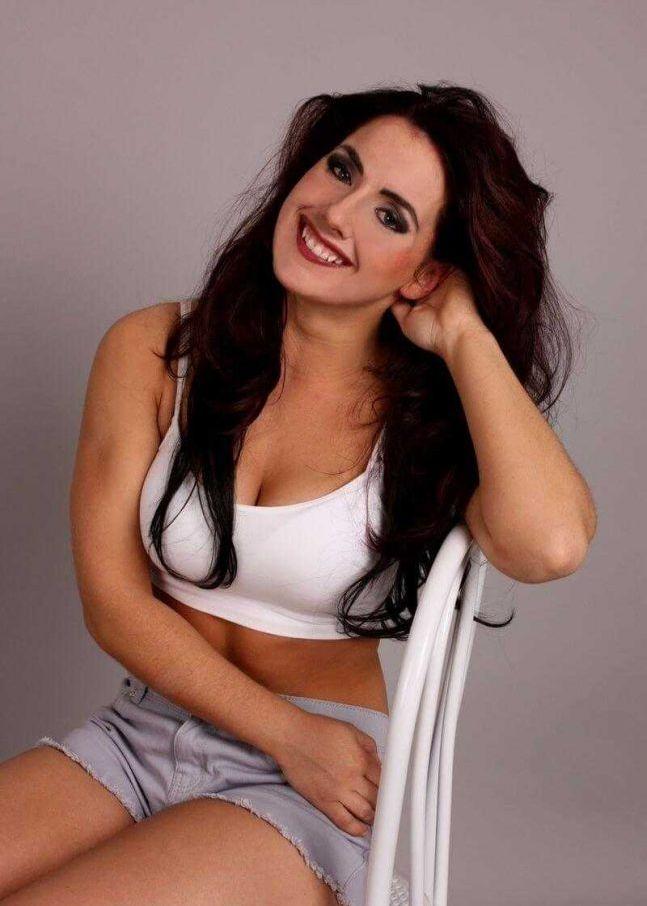 47 Nikki Cross Nude Pictures Are Dazzlingly Tempting 