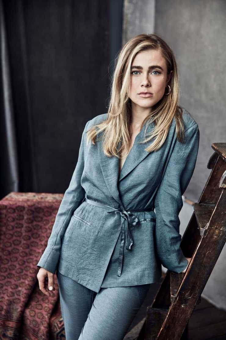 47 Nude Pictures Of Melissa Roxburgh Are Blessing From God To People | Best Of Comic Books