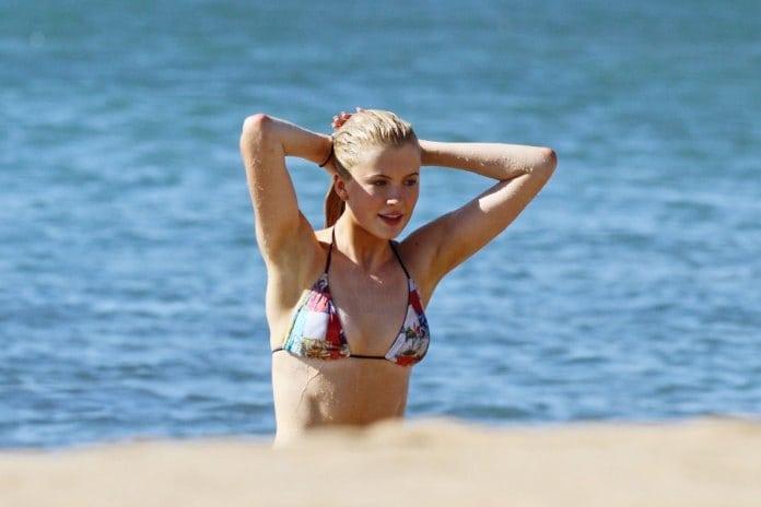 48 Hottest Amber Heard Bikini Pictures Will You Want Her Now | Best Of Comic Books