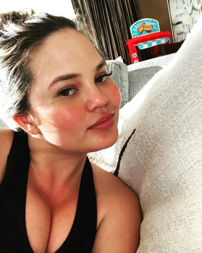 48 Hottest Chrissy Teigen Bikini Pictures Are Heaven On Earth | Best Of Comic Books