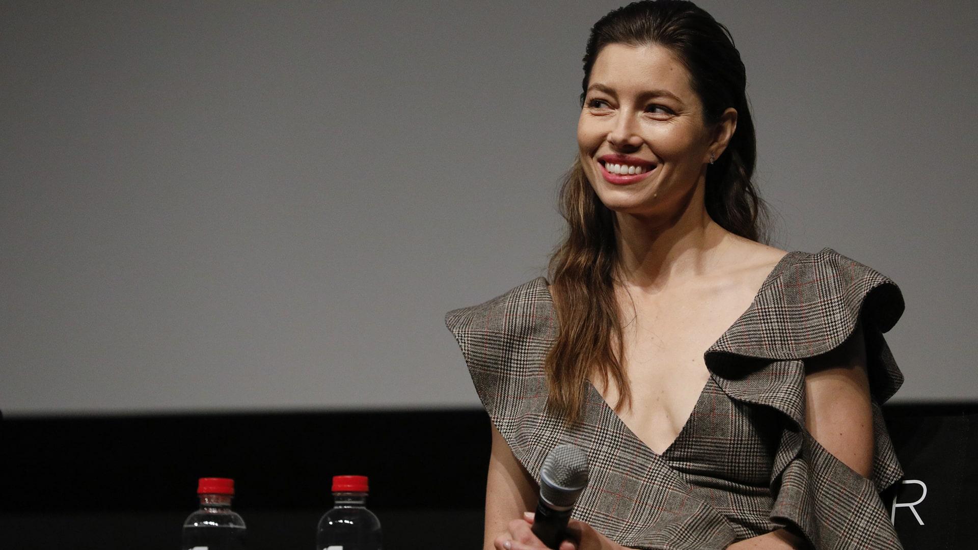 48 Hottest Jessica Biel Bikini Pictures Will Make You Drool For Her | Best Of Comic Books
