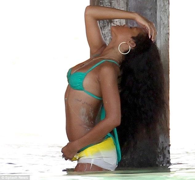 48 Hottest Rihanna Bikini Pictures Are The Sexiest Images You Will See On The Internet | Best Of Comic Books
