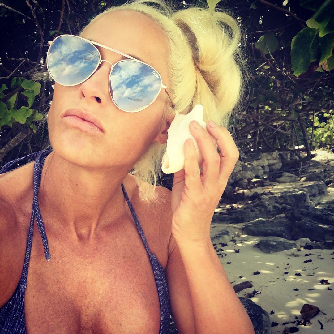 48 Sexy And Hot Pictures Of Michelle McCool – WWE Diva With Amazing Ass | Best Of Comic Books