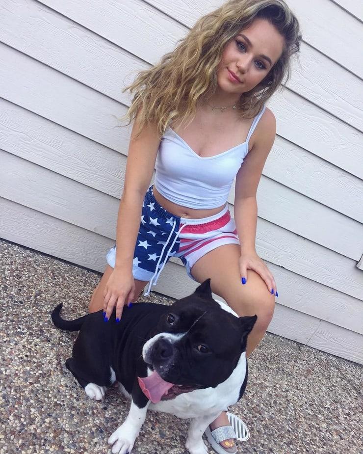 49 Brec Bassinger Nude Pictures Which Are Impressively Intriguing | Best Of Comic Books