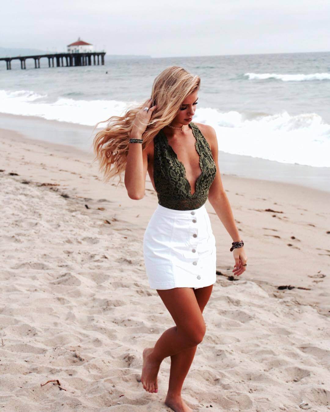 49 Hot Pictures Of Allie DeBerry Are Seriously Epitome Of Beauty | Best Of Comic Books