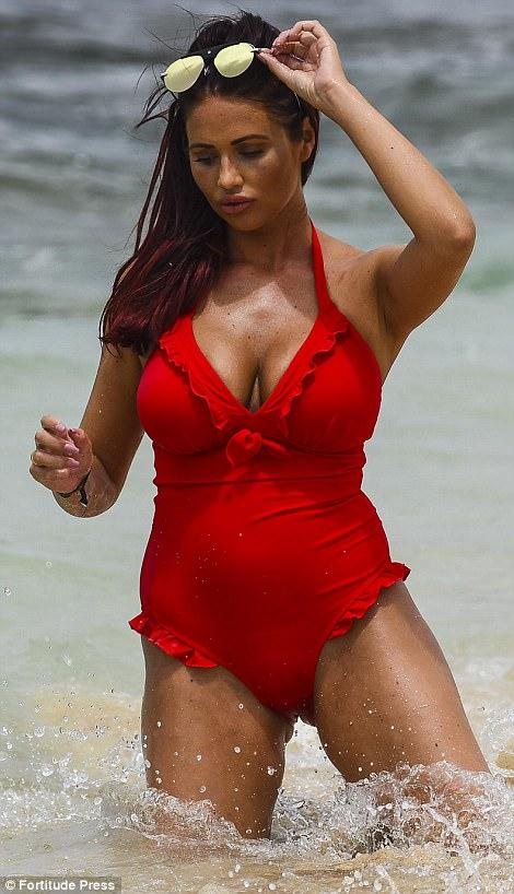 49 Hot Pictures Of Amy Childs Will Bring Big Grin On Your Face | Best Of Comic Books
