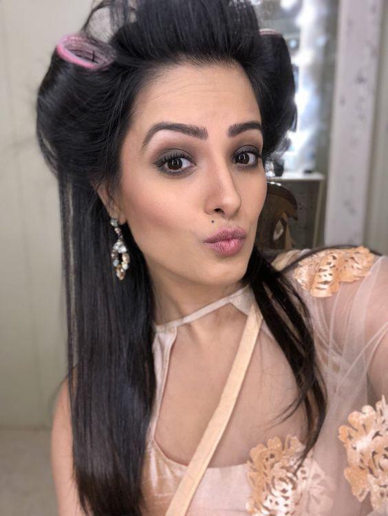 49 Hot Pictures Of Anita Hassanandani Which Will Make You Want Her Now | Best Of Comic Books