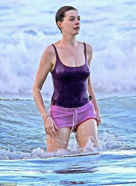 49 Hot Pictures Of Anne Hathaway Will Drive You Madly In Love With Her | Best Of Comic Books
