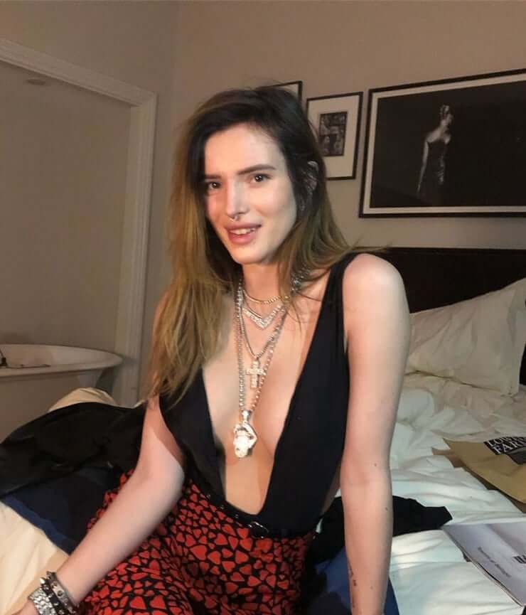49 Hot Pictures Of Bella Thorne Which Will Make Your Day | Best Of Comic Books