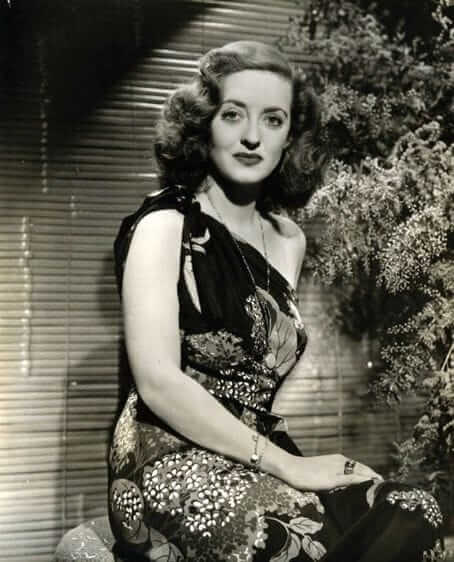 49 Hot Pictures Of Bette Davis Which Will Make You Fantasize Her | Best Of Comic Books