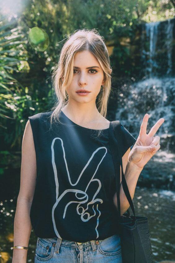49 Hot Pictures Of Carlson Young Which Are Just Too Damn Cute And Sexy At The Same Time | Best Of Comic Books