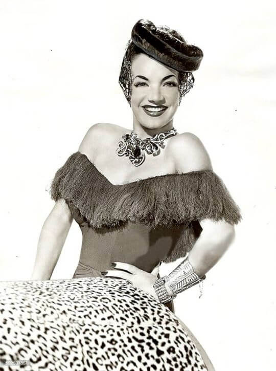49 Hot Pictures Of Carmen Miranda That Will Make Your Heart Thump For Her | Best Of Comic Books