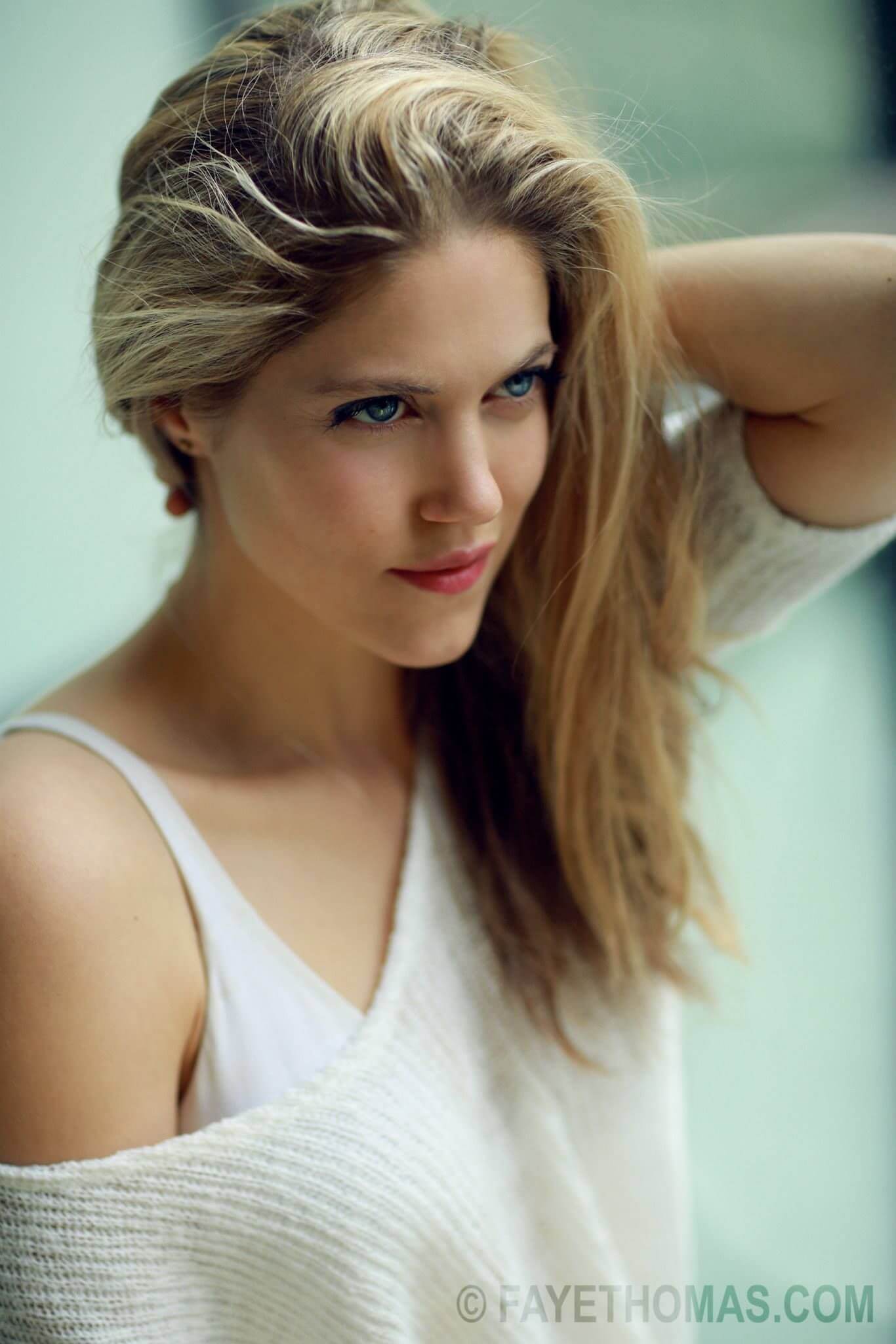 49 Hot Pictures Of Charity Wakefield Which Expose Her Sexy Hour-glass Figure | Best Of Comic Books