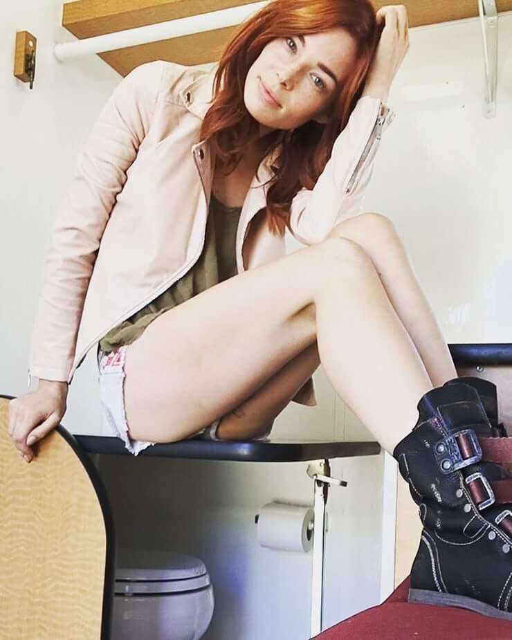 49 Hot Pictures Of Chloe Dykstra Which Will Drive You Nuts For Her | Best Of Comic Books