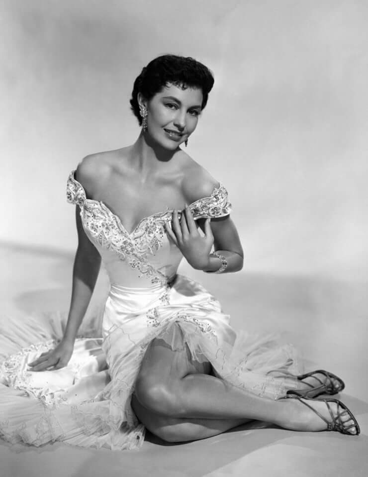 49 Hot Pictures Of Cyd Charisse Which Are Sexier Than Ever | Best Of Comic Books