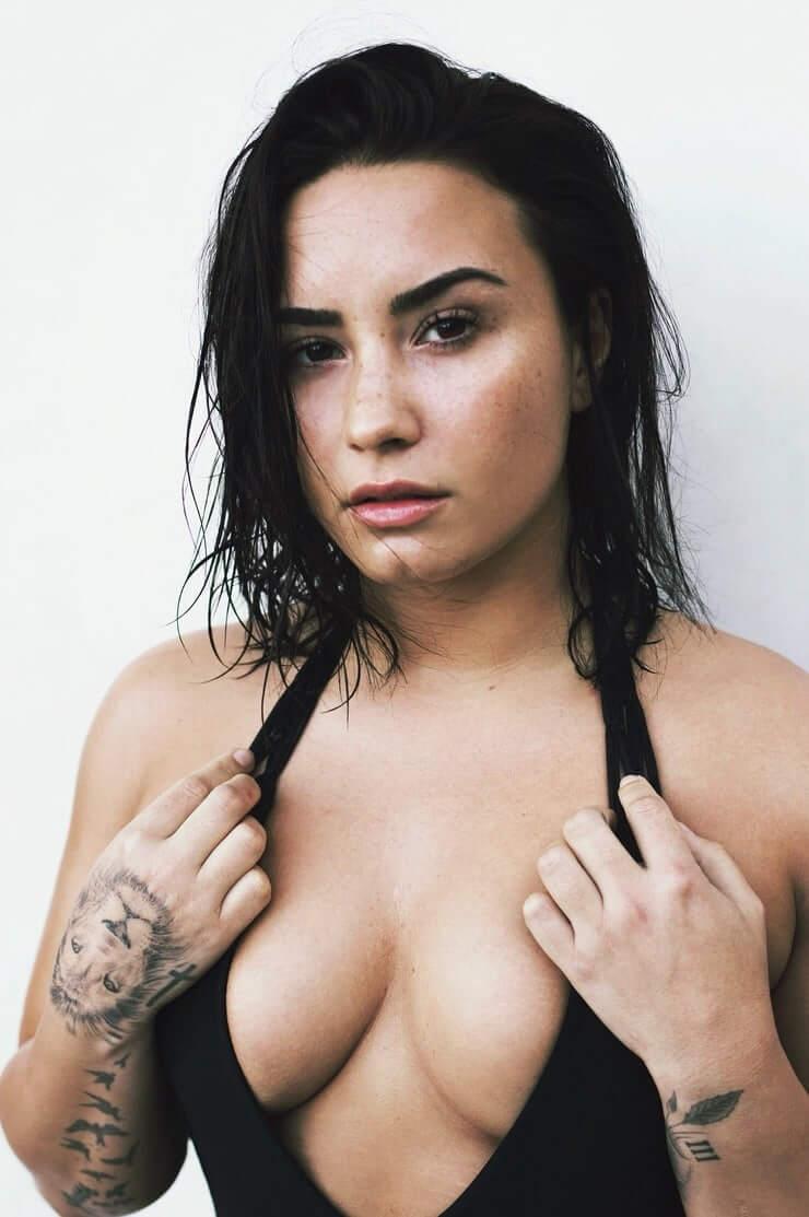 49 Hot Pictures Of Demi Lovato Are Provocative As Hell | Best Of Comic Books