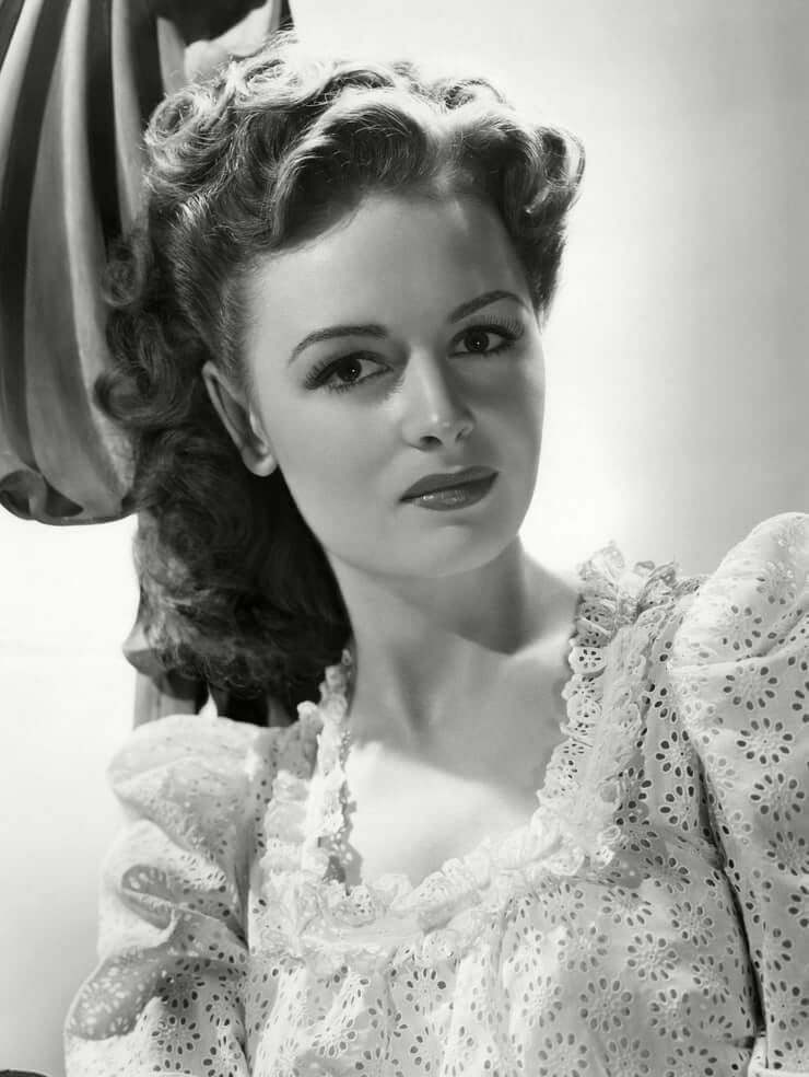 49 Hot Pictures Of Donna Reed Which Will Make Your Mouth Water | Best Of Comic Books