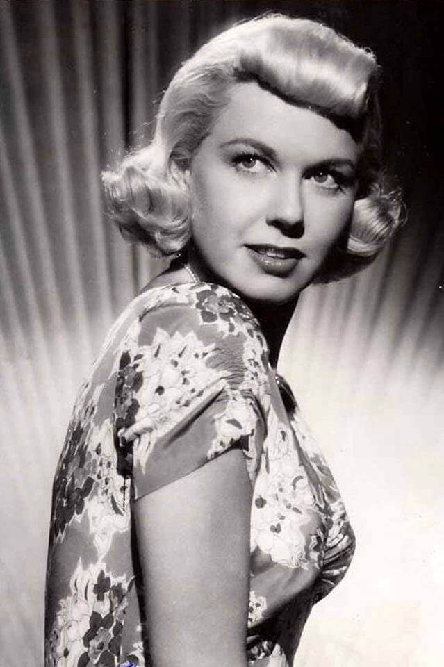 49 Hot Pictures Of Doris Day Which Will Make You Crave For Her | Best Of Comic Books