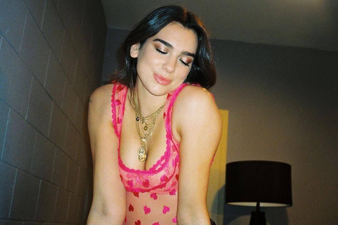 49 Hot Pictures Of Dua Lipa Which Will Make You Fantasize Her | Best Of Comic Books