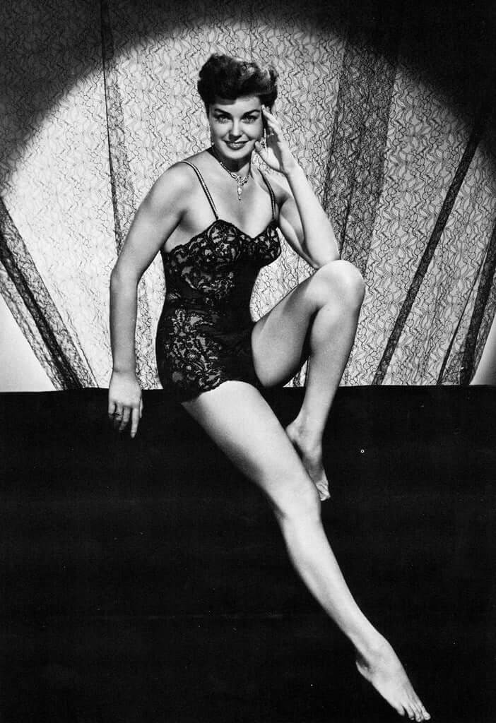 49 Hot Pictures Of Esther Williams Are Good To Gander At | Best Of Comic Books