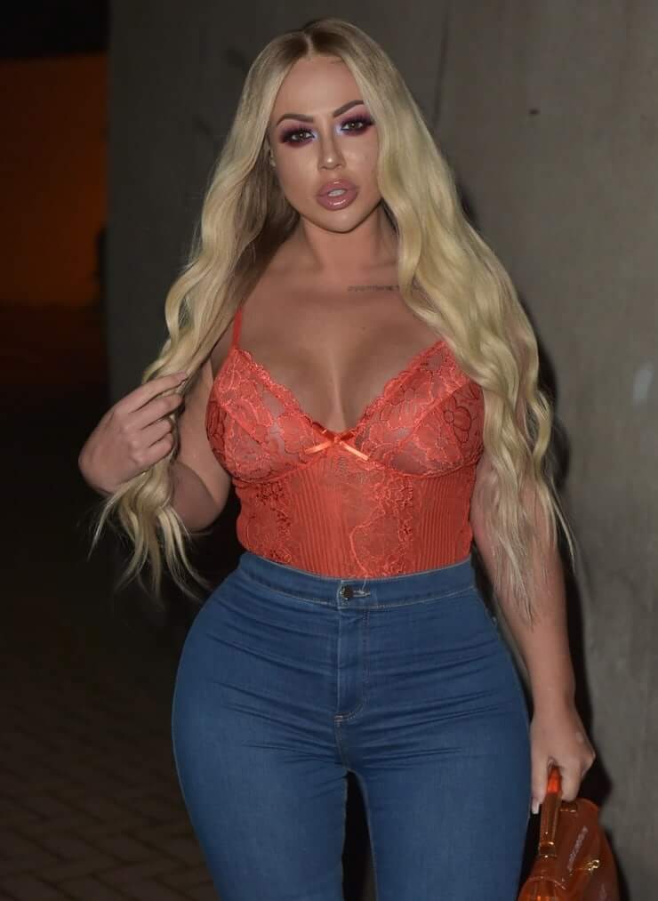 49 Hot Pictures Of Holly Hagan Which Will Make You Forget Your Girlfriend | Best Of Comic Books