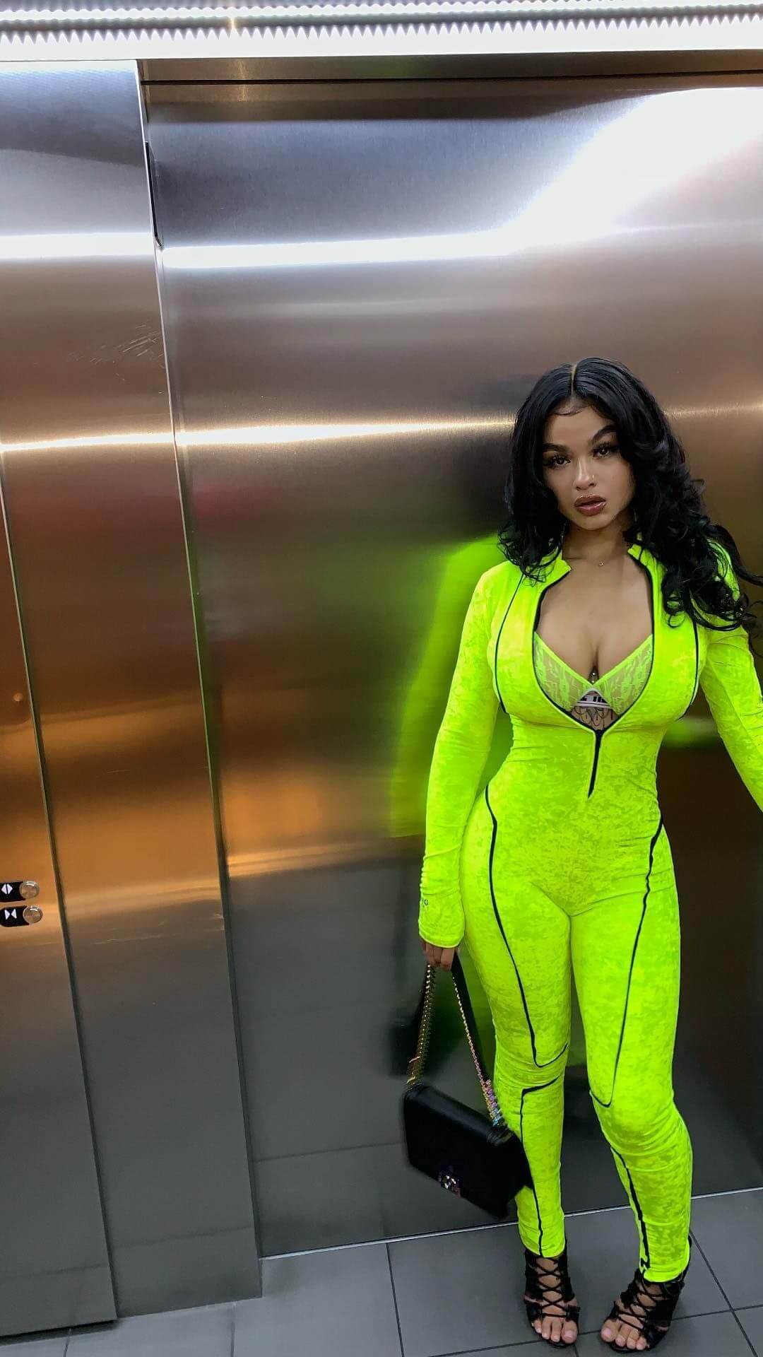 49 Hot Pictures Of India Love Are Just Too Damn Delicious | Best Of Comic Books