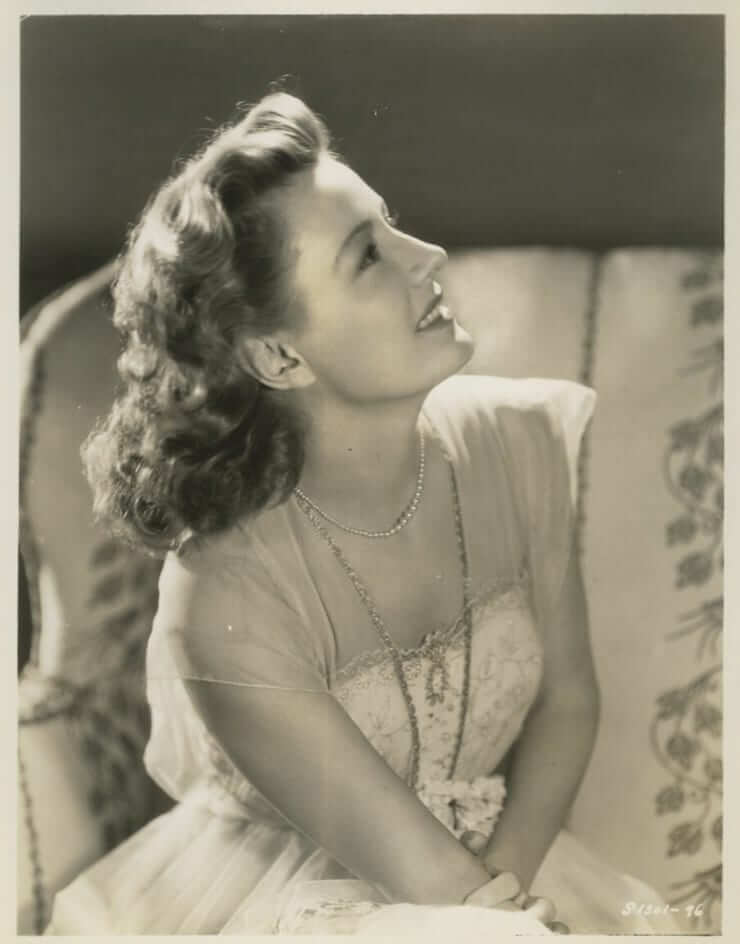 49 Hot Pictures Of Irene Dunne Which Will Make Your Hands Want Her | Best Of Comic Books
