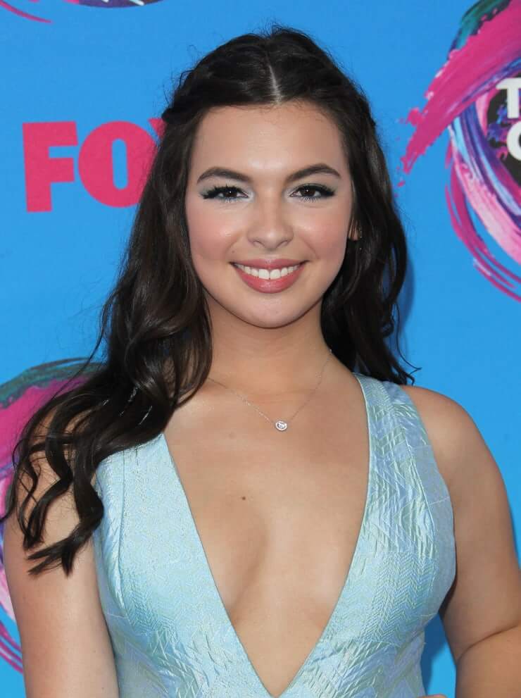 49 Hot Pictures Of Isabella Gomez Which Will Keep You Up At Nights | Best Of Comic Books