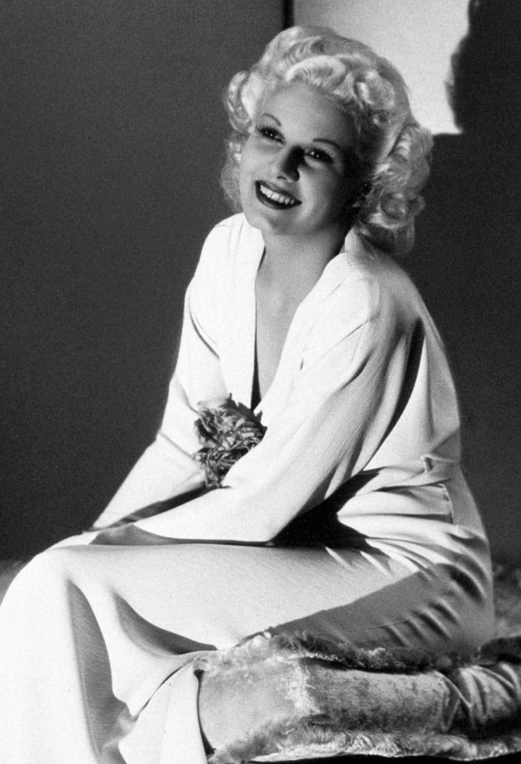 49 Hot Pictures Of Jean Harlow Are Here To Keep You Cool, All Day Long | Best Of Comic Books