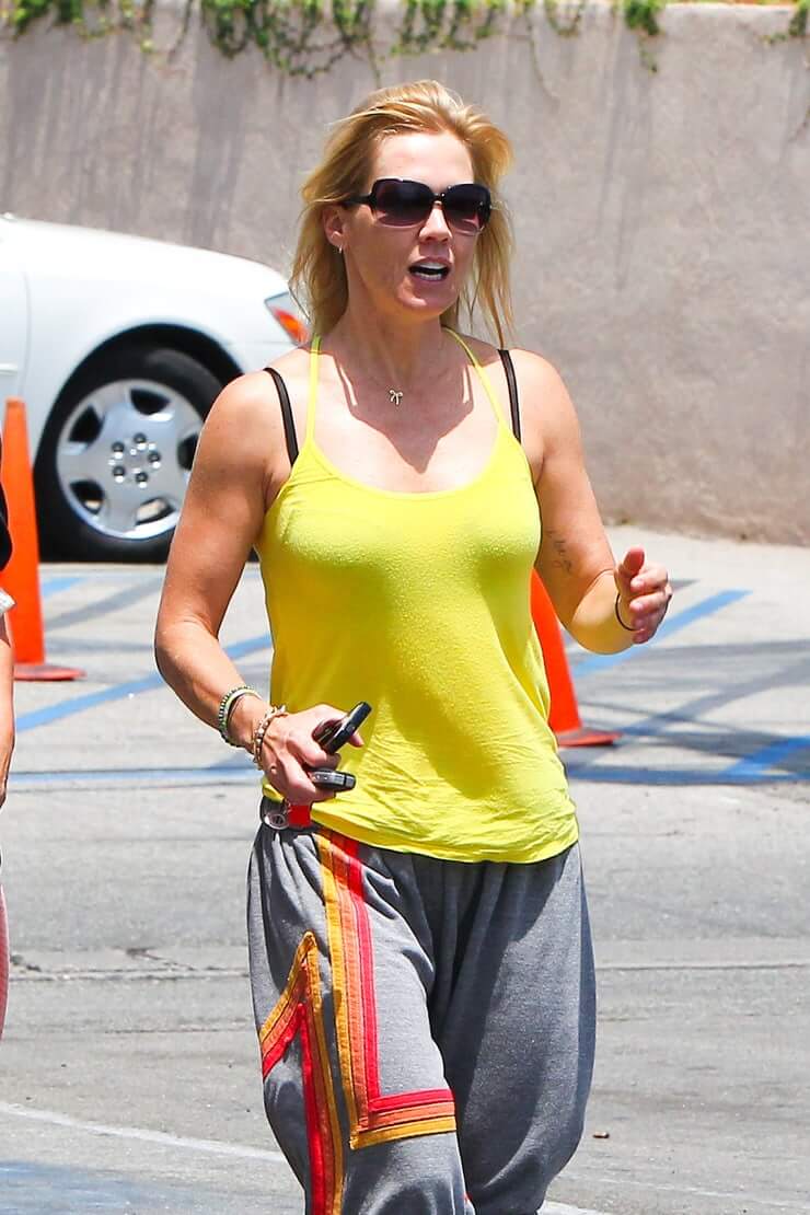 49 Hot Pictures Of Jennie Garth That Will Make Your Day A Win | Best Of Comic Books