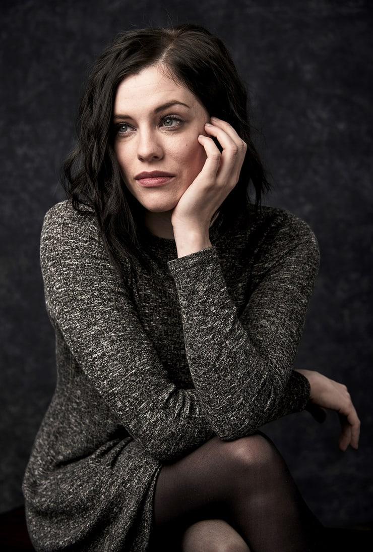 49 Hot Pictures Of Jessica De Gouw Which Will Make Your Day | Best Of Comic Books