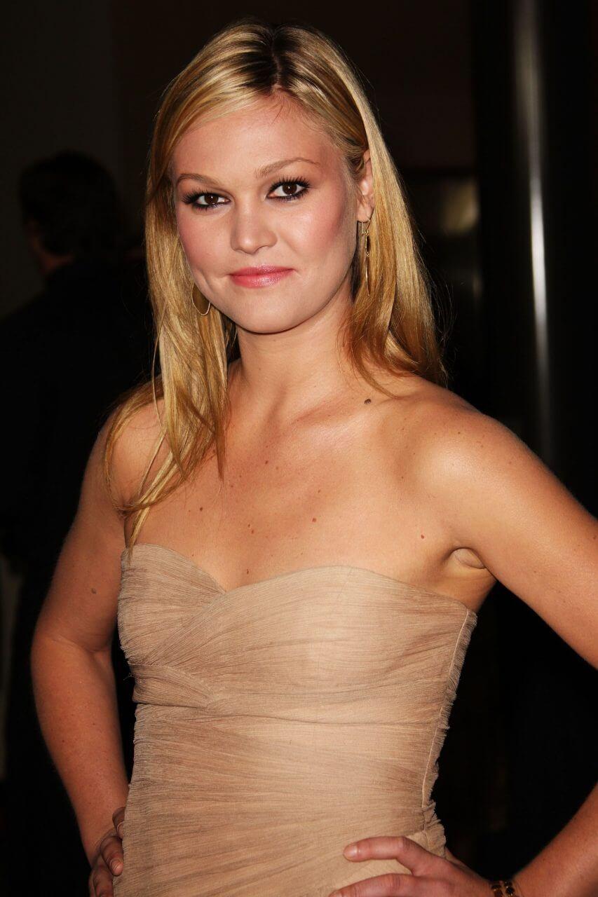 49 Hot Pictures Of Julia Stiles That Are Way Too Steamy | Best Of Comic Books