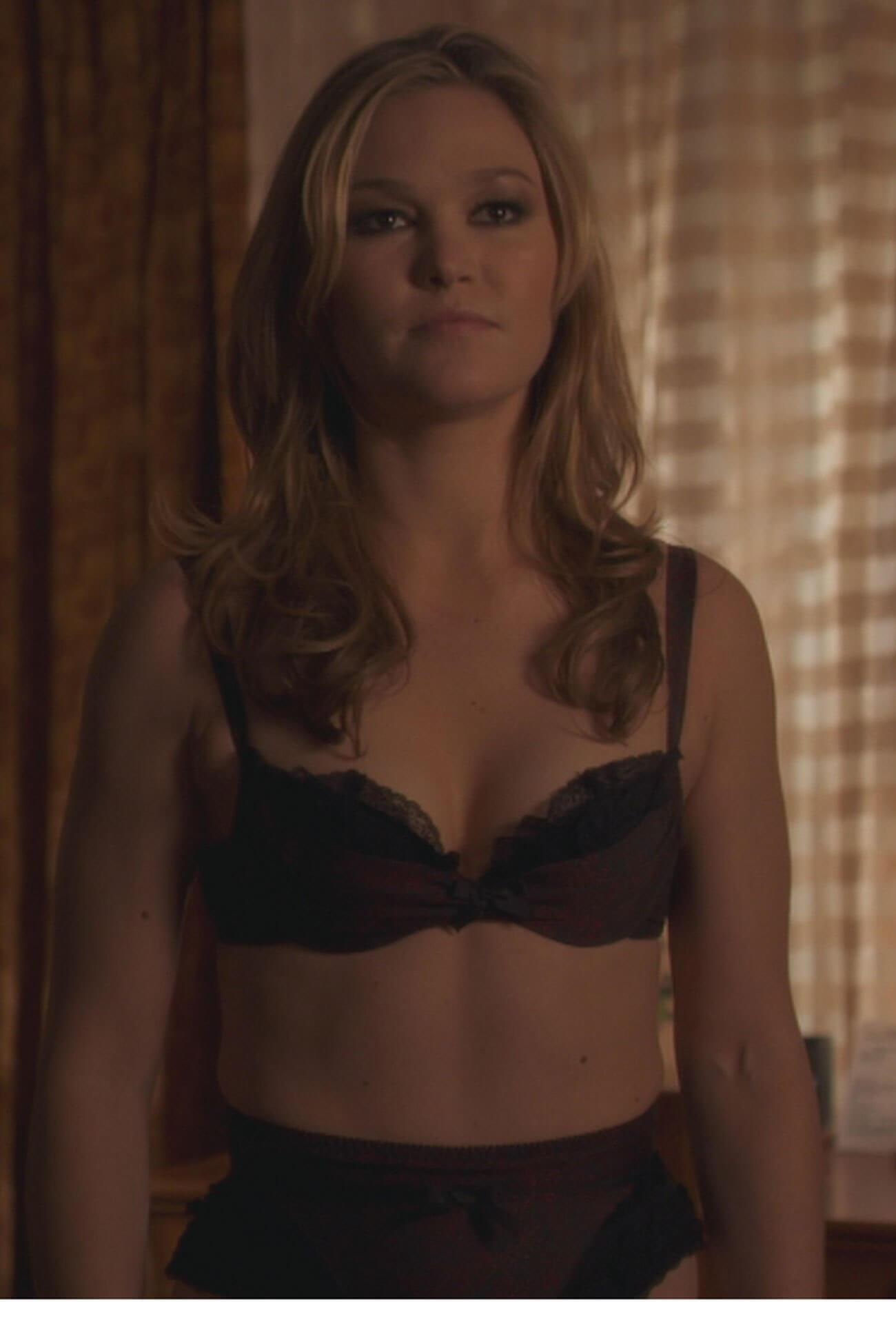 49 Hot Pictures Of Julia Stiles That Are Way Too Steamy | Best Of Comic Books