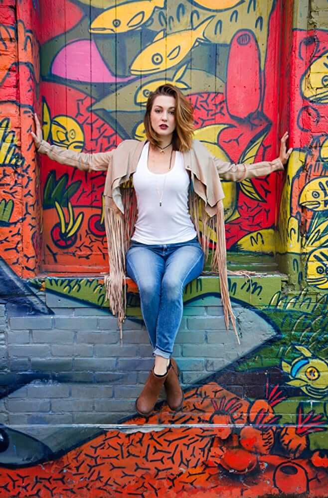 49 Hot Pictures Of Katherine Barrell Will Bring Big Grin On Your Face | Best Of Comic Books