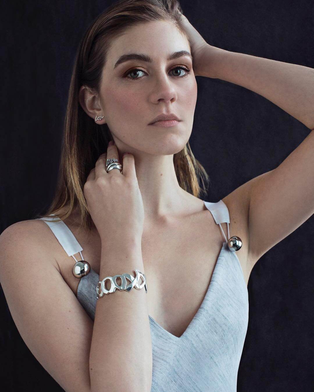 49 Hot Pictures Of Laura Dreyfuss Are Just Too Hot To Handle | Best Of Comic Books